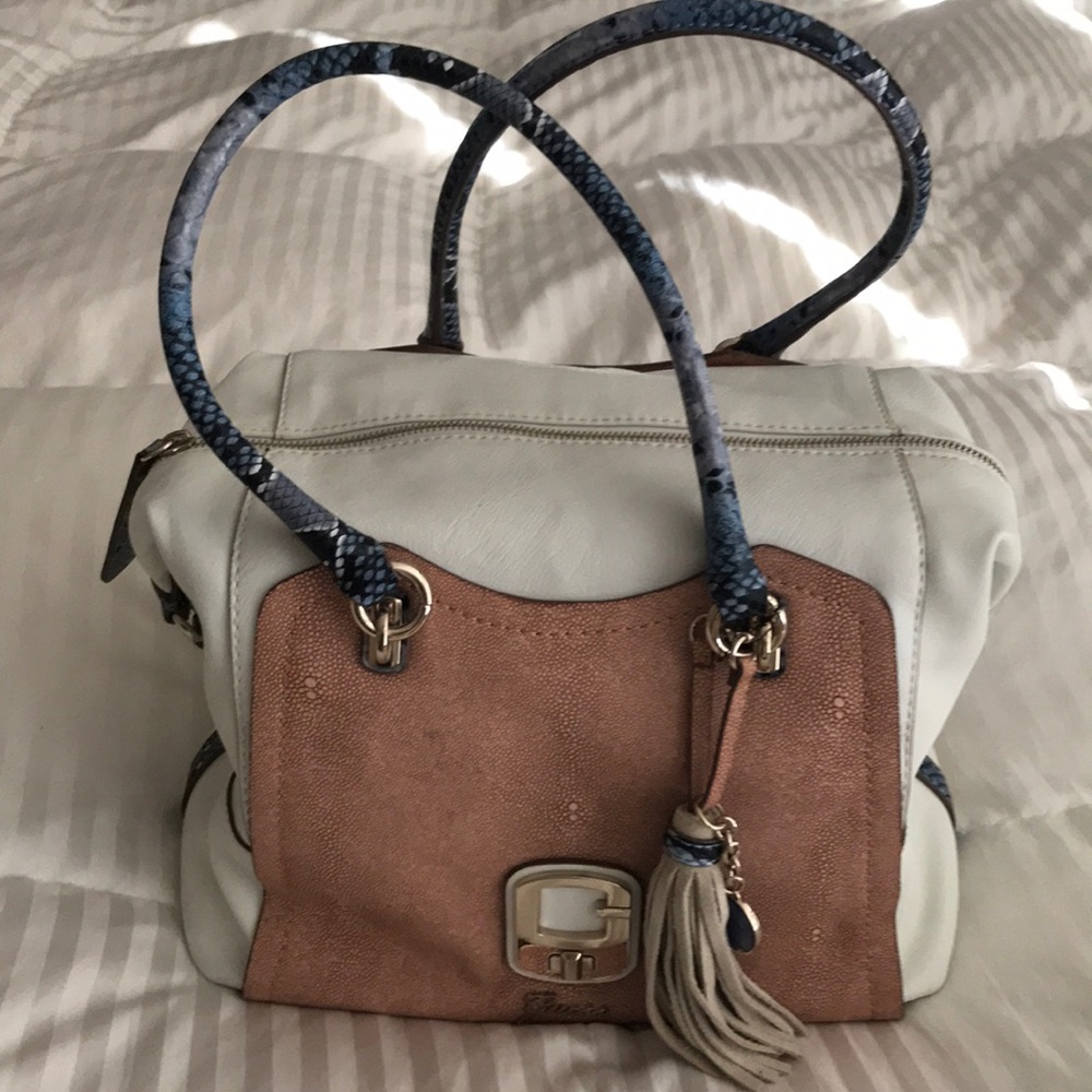 Guess By Marciano Summer tote white /snake handle